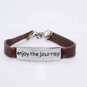 ENJOY THE JOURNEY Leather Bracelet Positive Vibez